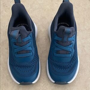 Toddler slide on sneaks